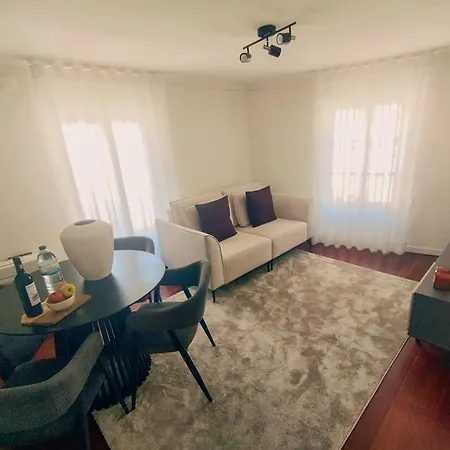 Apartment Theone Alfama *