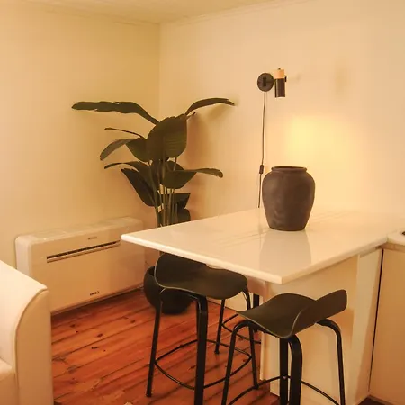 Apartment Theone Alfama *