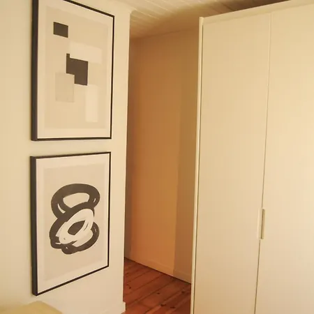 Apartment Theone Alfama Lisbon