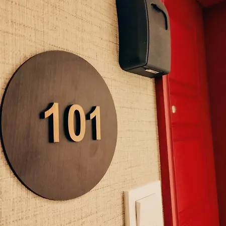 Theone Alfama Apartament